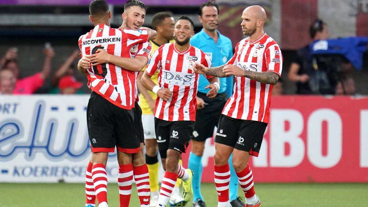 辉煌世界中 辉煌世界中