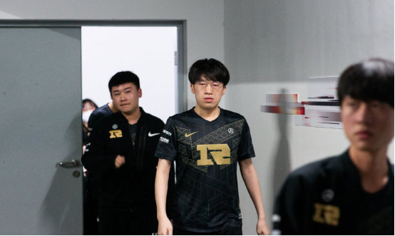 特定体系里 特定体系里